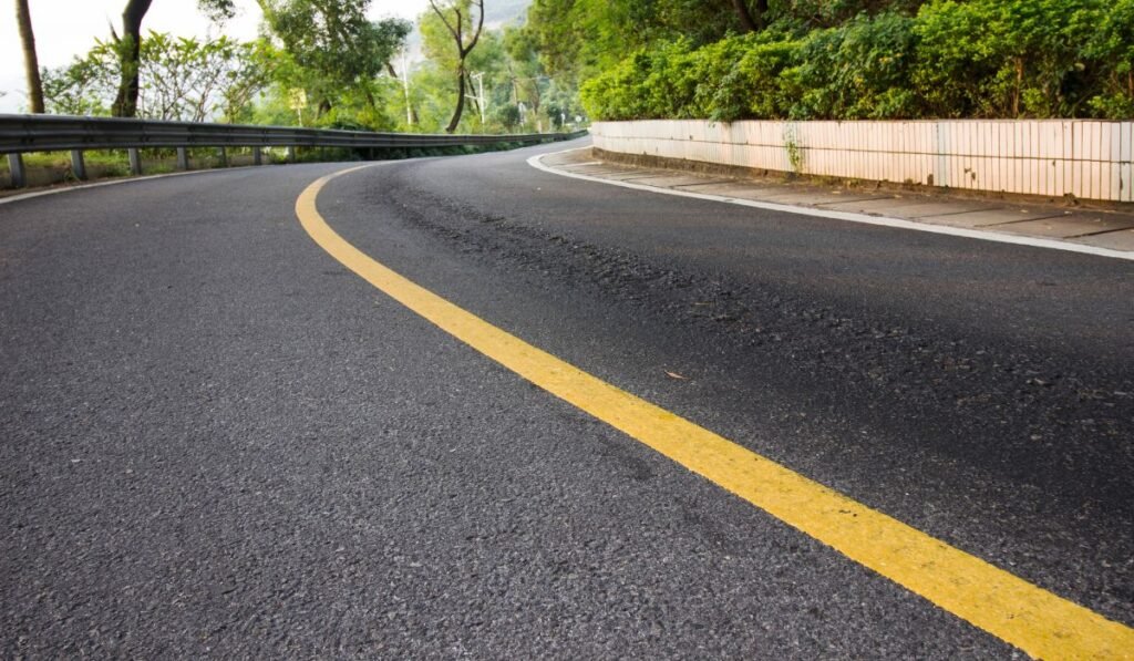 How Much Does It Cost to Tarmac a Drive